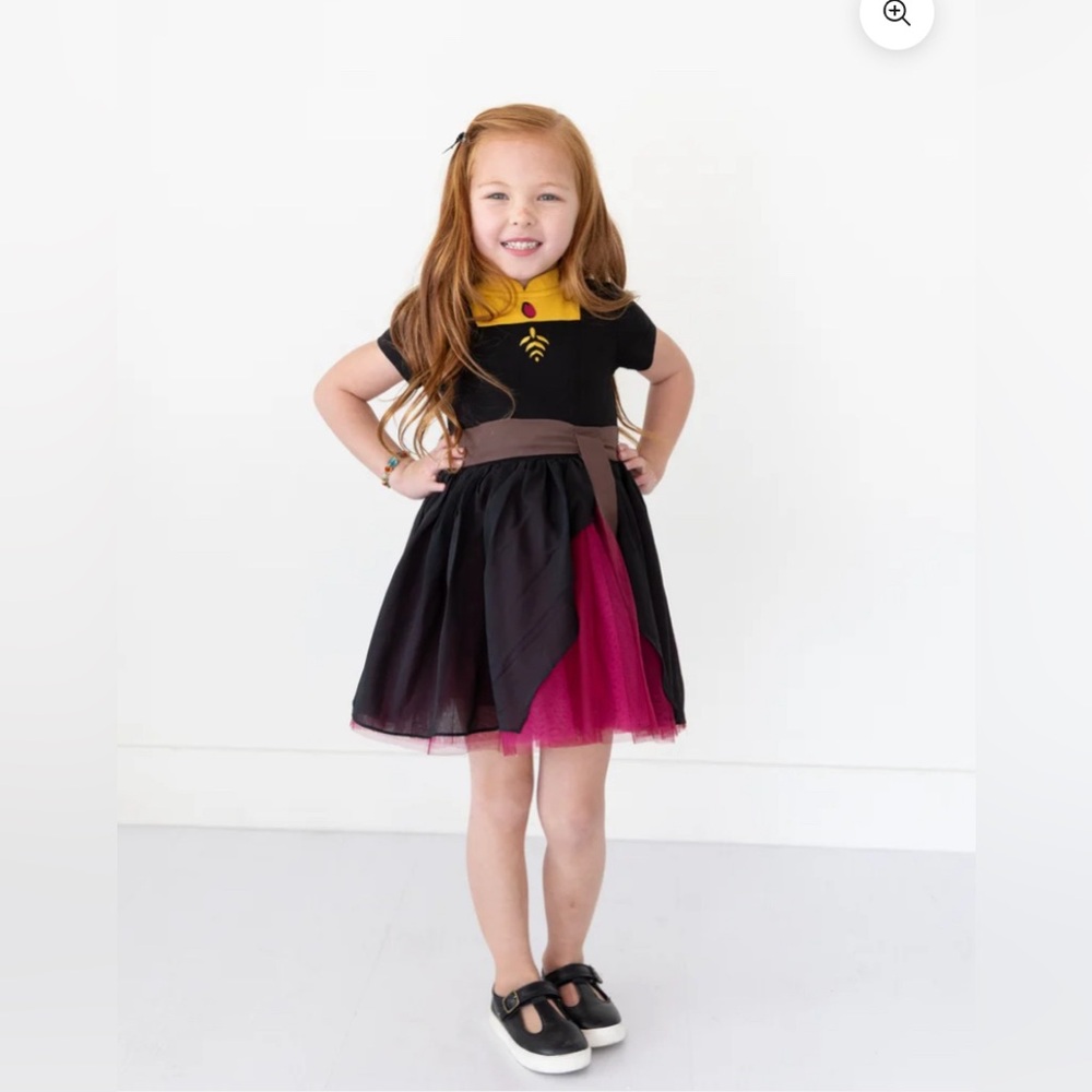 Taylor Joelle | Disney Frozen 2 Anna Traveling Dress